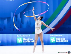 sui 53821 pollini ashenaffi nayenne sfe08663 copia simone ferraro ph